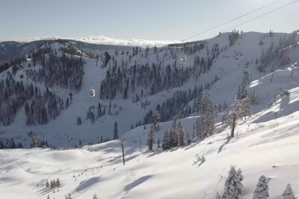 Palisades Tahoe Gondola